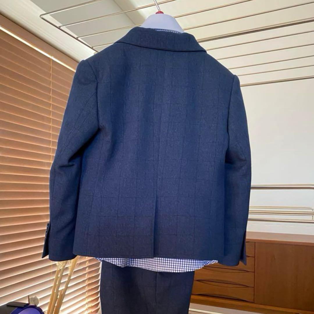 入学式✴︎入園式✴︎卒園式✴︎結婚式子供用ネイビー スーツ・ブレザー 蝶ネクタイ付き