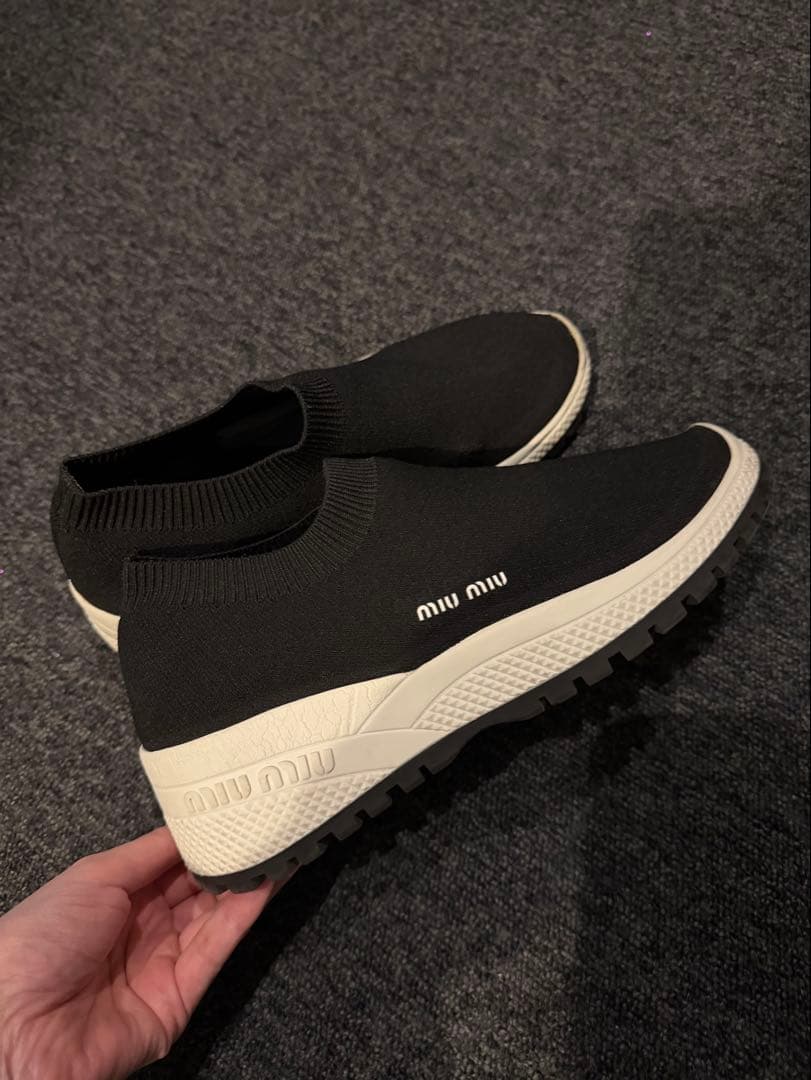 Miu Miu スニーカー ミュウミュウ