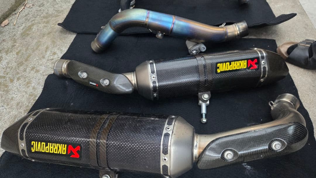 コ*ム様 YZF-R1 Akrapovic フルエキゾーストマフラー