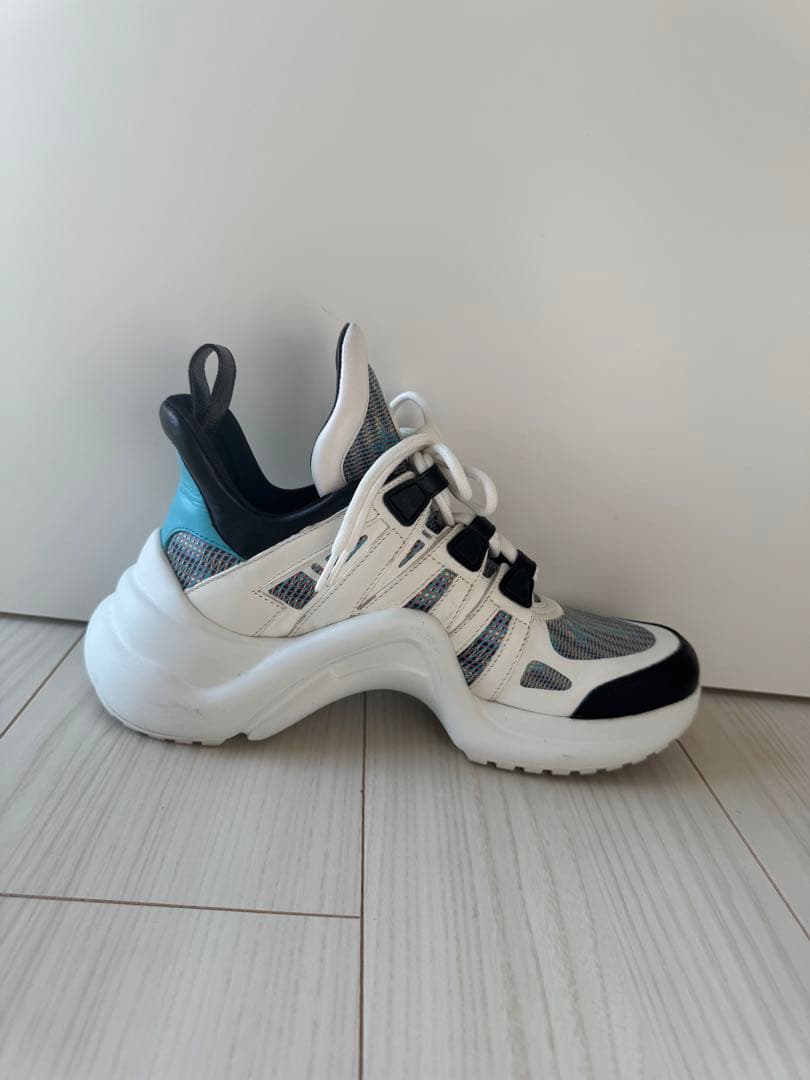 【美品】ルイ・ヴィトン　LOUIS VUITTON スニーカー　アークライト