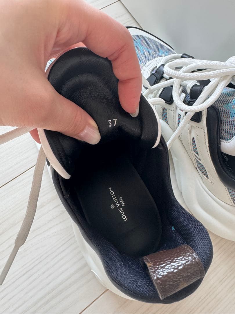 【美品】ルイ・ヴィトン　LOUIS VUITTON スニーカー　アークライト