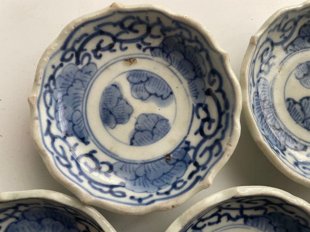 骨董　アンティーク　古伊万里　染付　唐草文様　輪花縁　豆皿　輪花皿　手塩皿　5枚