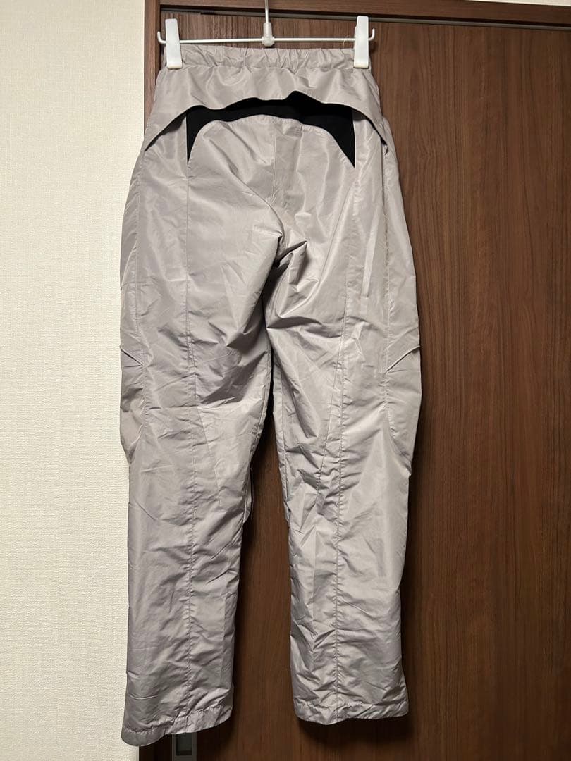 cost per kilo ナイロン　変形　トラックパンツ