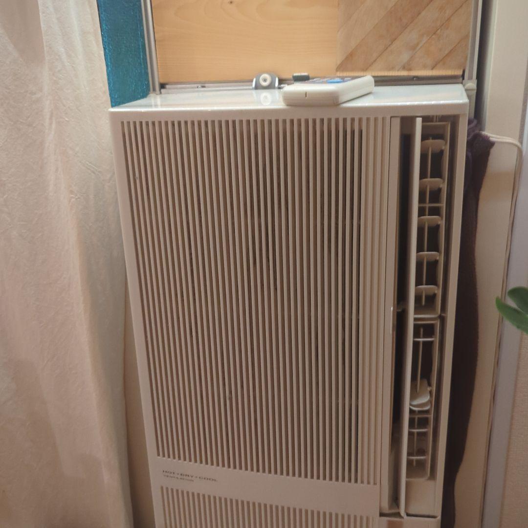 コロナ　窓用エアコン　冷暖兼用　CWH-A1821