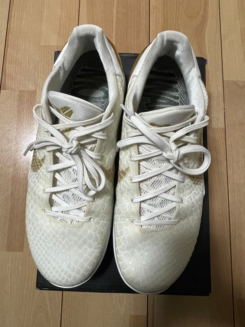 シューズ(男性用) Kobe 6 PROTRO BHM white/gold