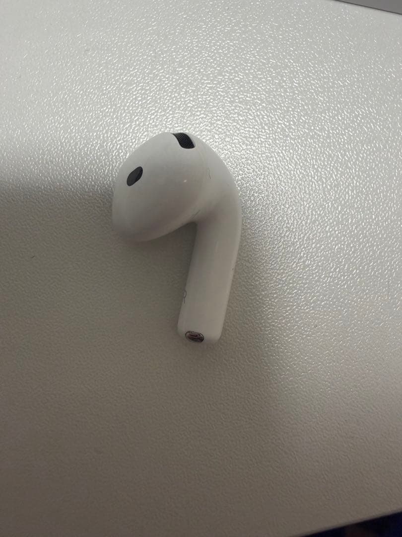 さぼてん本舗 AirPods4 ケース付き片耳(右耳) ANC搭載モデル