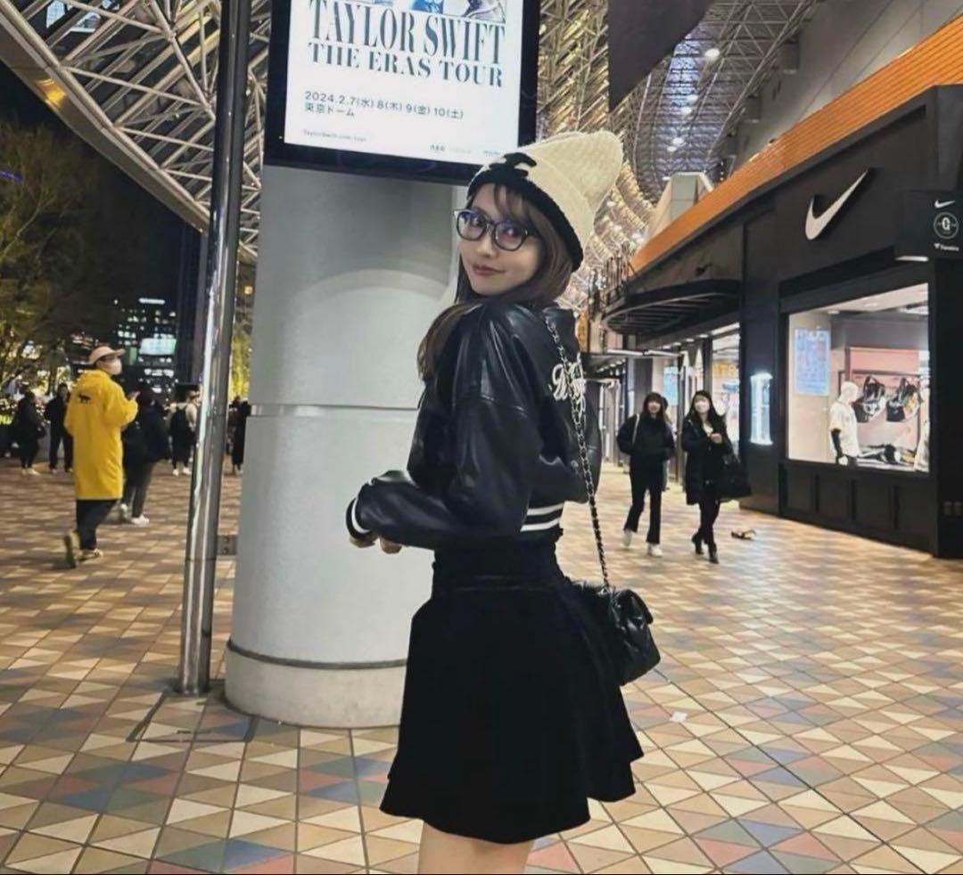 MISTREASSミストレアス スタジャン 三上悠亜