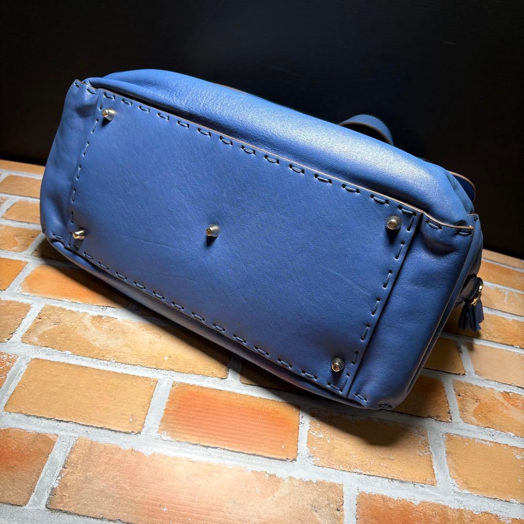 アニヤハインドマーチ　カーカー　２WAY　くすみブルー　鍵　タッセル