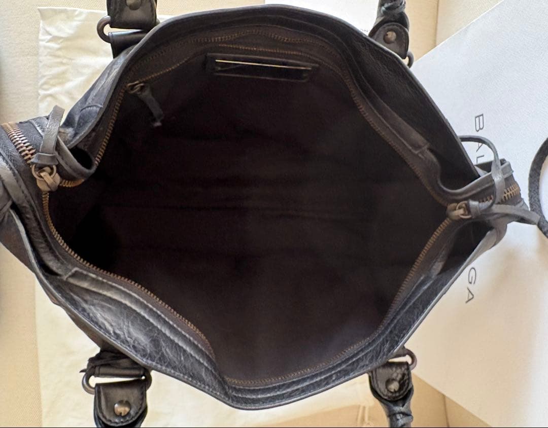 Ss 新品・未使用　BALENCIAGA シティ バッグ　ブラック