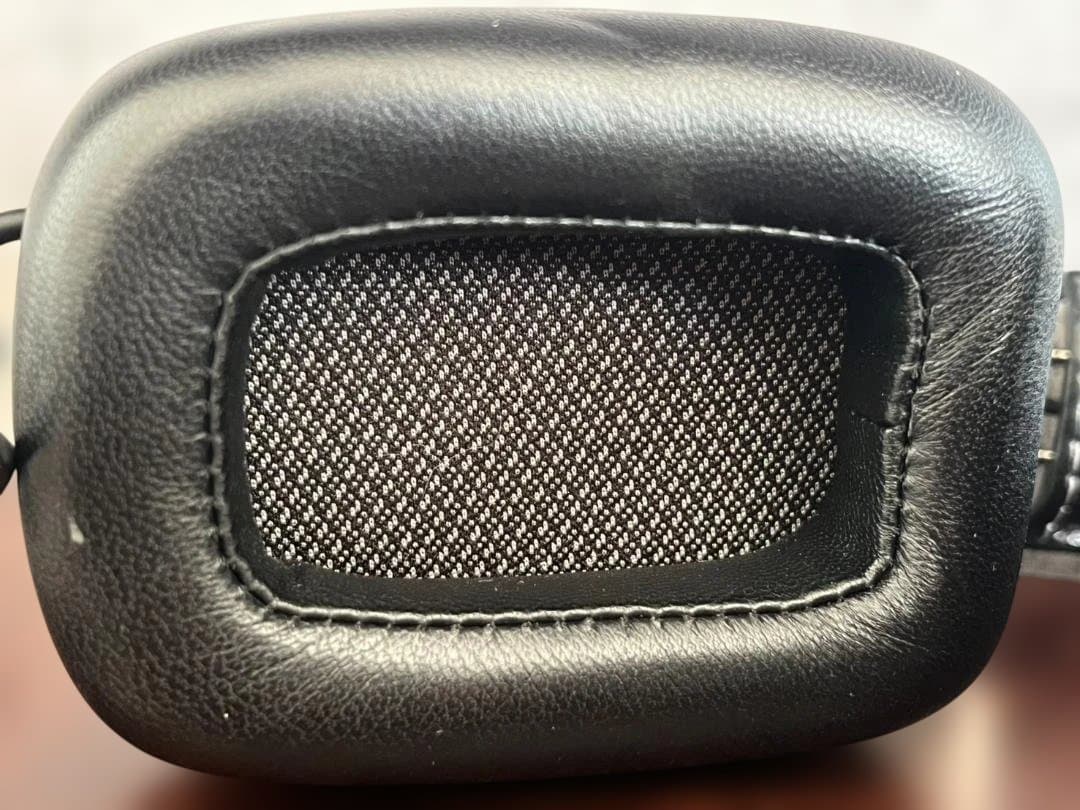 ◆Bowers&Wilkins B&W P7 オーバーイヤー ヘッドホン