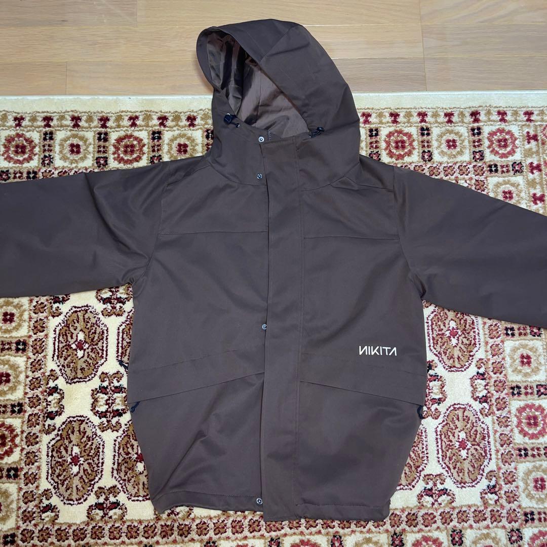 NIKITA スノボウェア