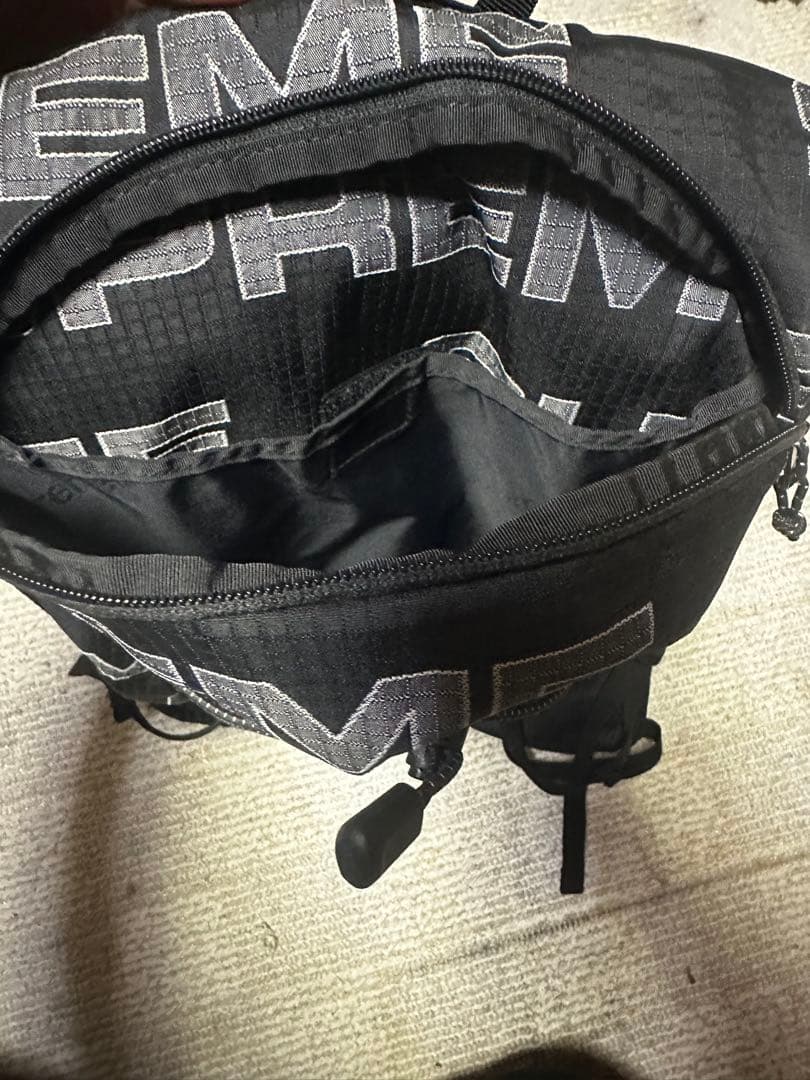 supreme パックベスト