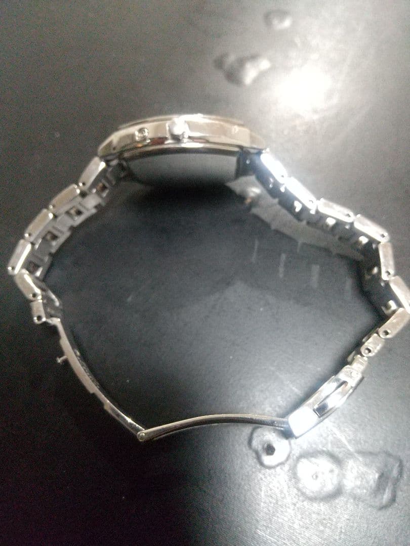 美品　セイコールキア　電波ソーラー