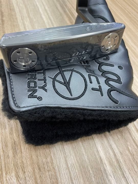 限定　スコッティキャメロン　ジェットセット　ニューポート2 33インチ