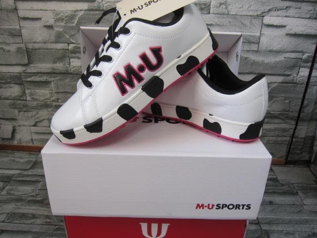 MU SPORTS ◆ダルメシアン柄スパイクレスシューズ 23.5 WH