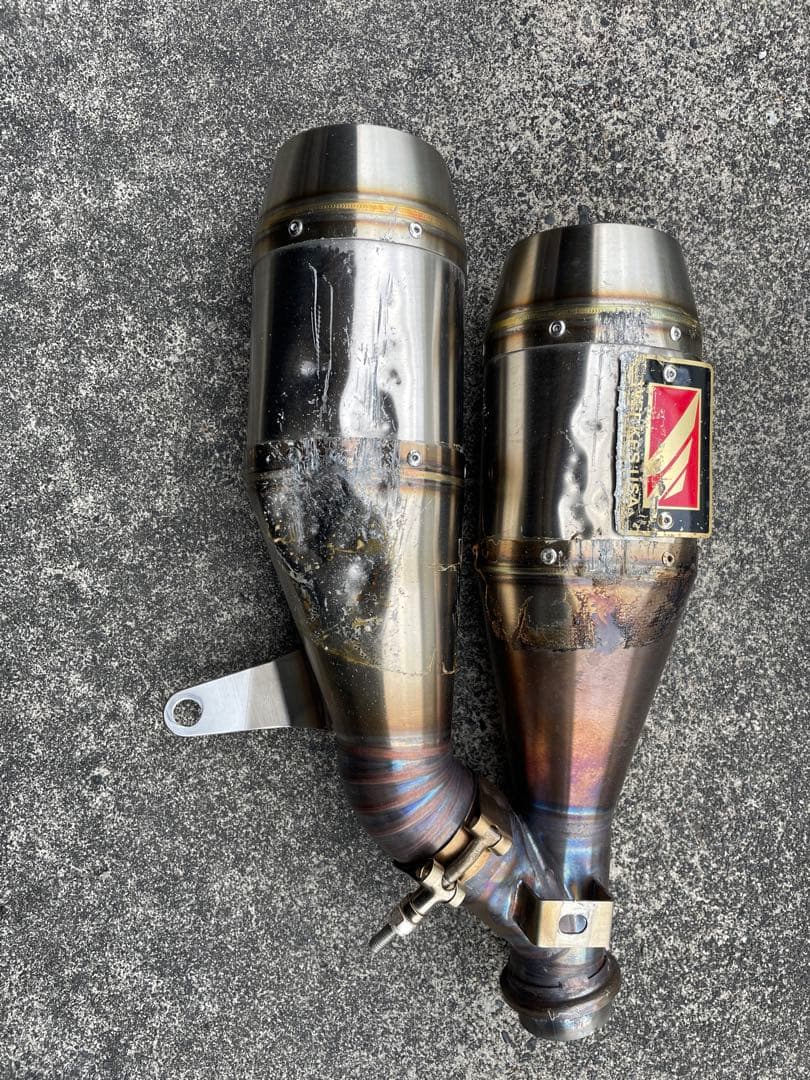 値下げ　トライアンフ　ロケット3r マフラー