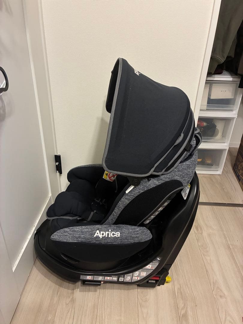 Aprica フラディア グロウ ISOFIX AC チャイルドシート