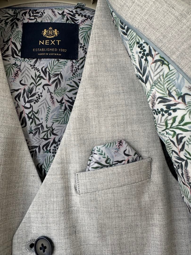 新品同様！next フォーマルスーツ3点セット　入学　結婚式