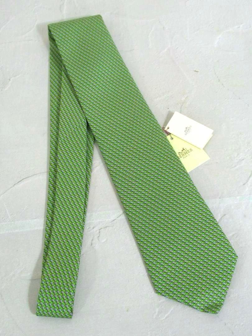 HERMES エルメス ネクタイ グリーン 緑 アンブレラ 傘柄 シルク 箱付き