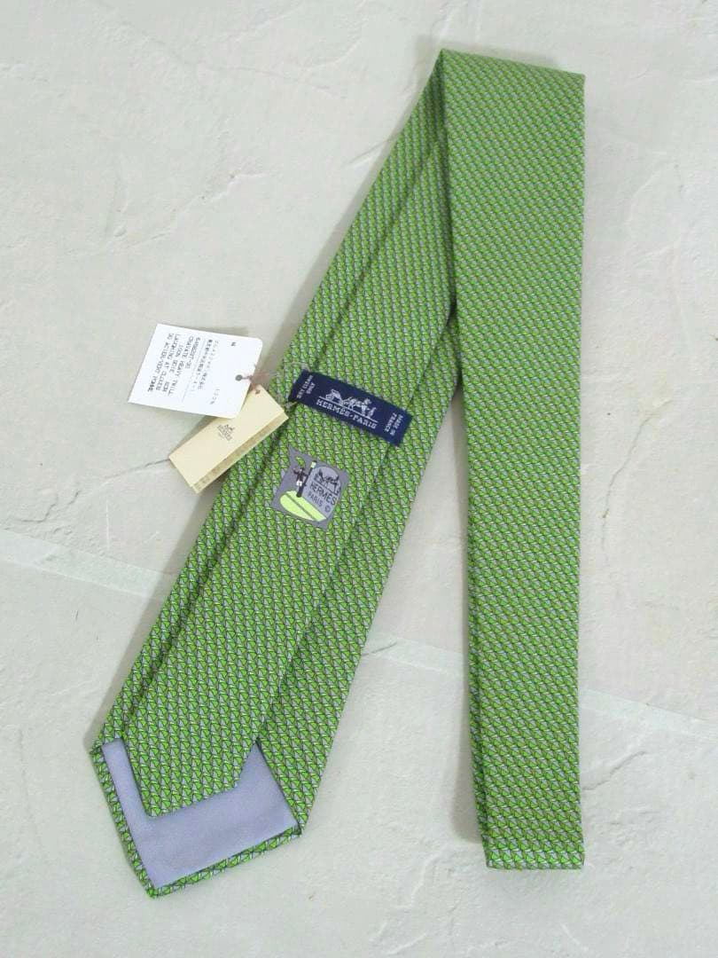 HERMES エルメス ネクタイ グリーン 緑 アンブレラ 傘柄 シルク 箱付き