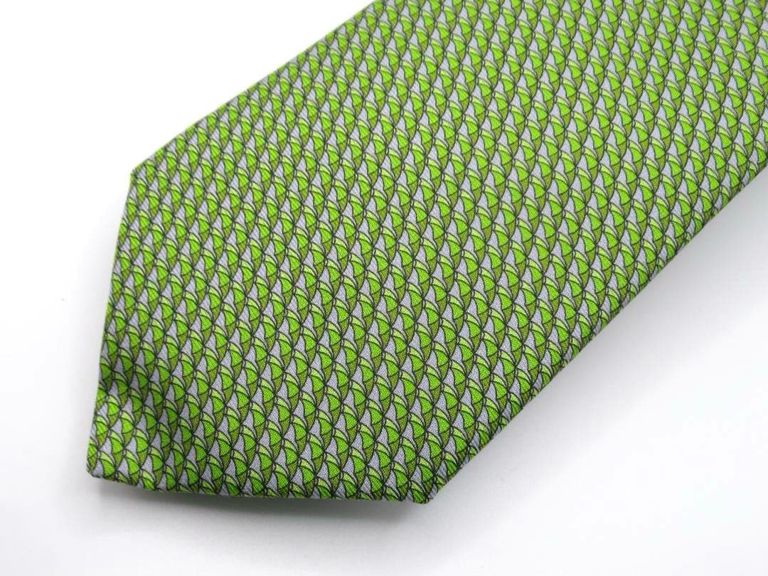 HERMES エルメス ネクタイ グリーン 緑 アンブレラ 傘柄 シルク 箱付き