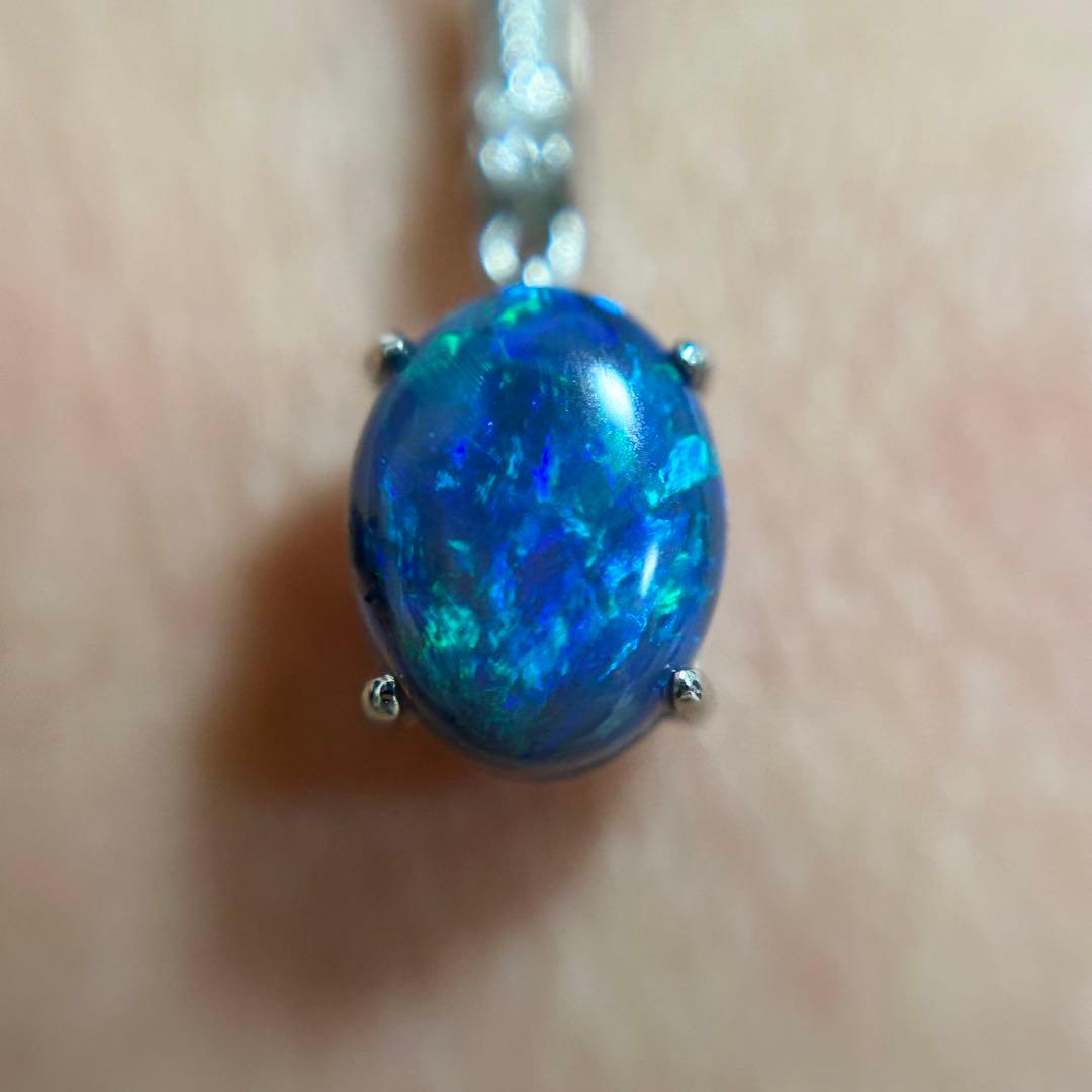 ライトニングリッジ　天然　ブラックオパール　ペンダントトップ　pt900