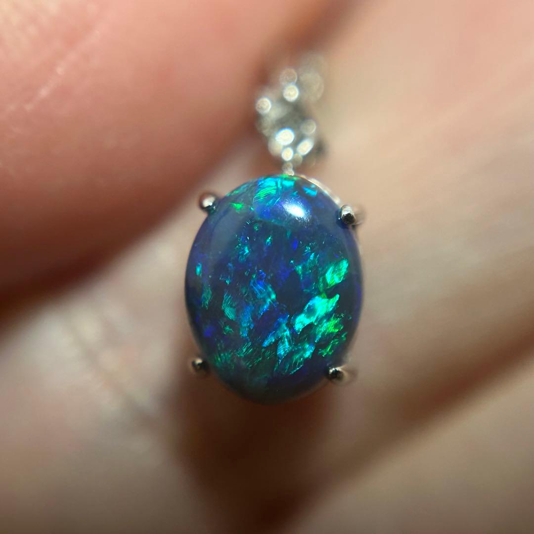 ライトニングリッジ　天然　ブラックオパール　ペンダントトップ　pt900