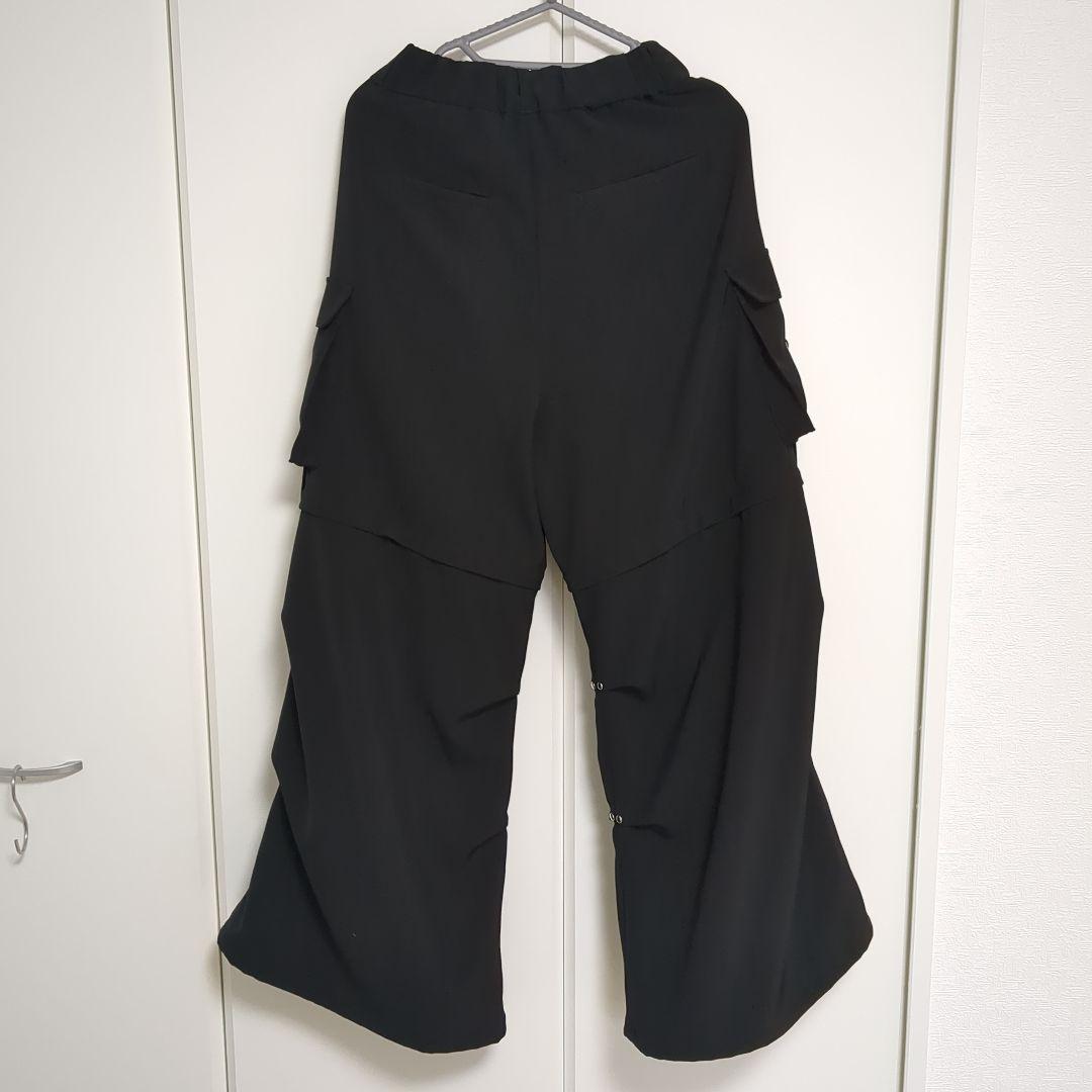 ブラック ワイドレッグカーゴパンツ