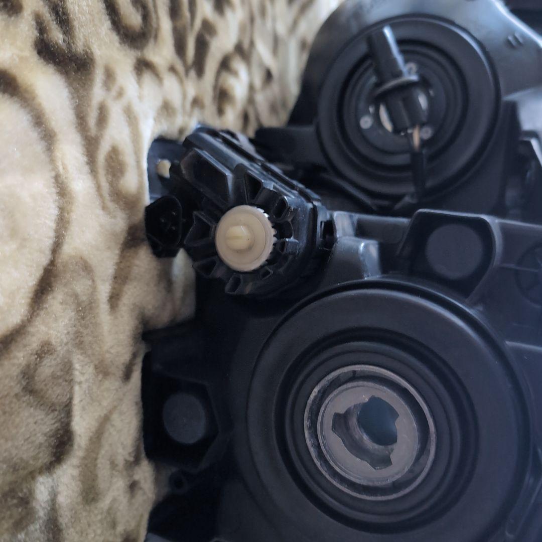 プリウス30ヘッドライト 左右セット インナーブラック