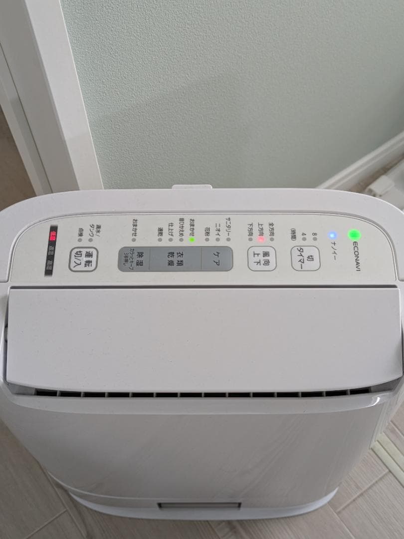 衣類乾燥除湿機　パナソニック ナノイー F-YZTX60