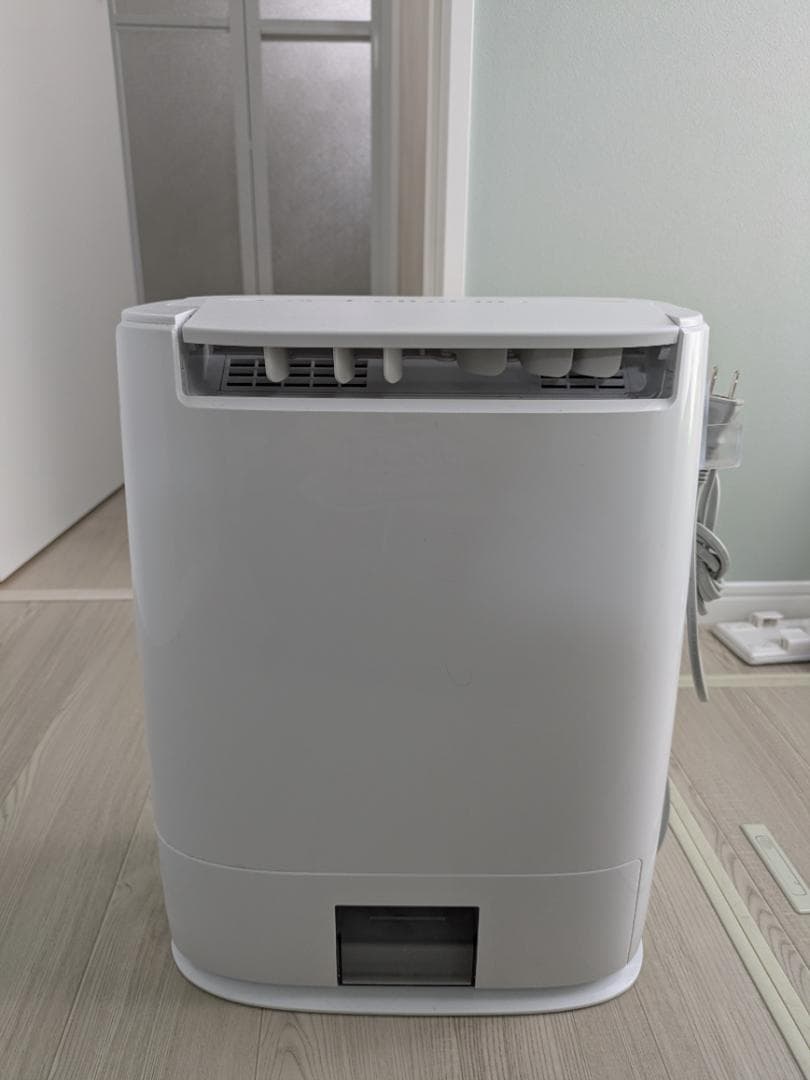 衣類乾燥除湿機　パナソニック ナノイー F-YZTX60