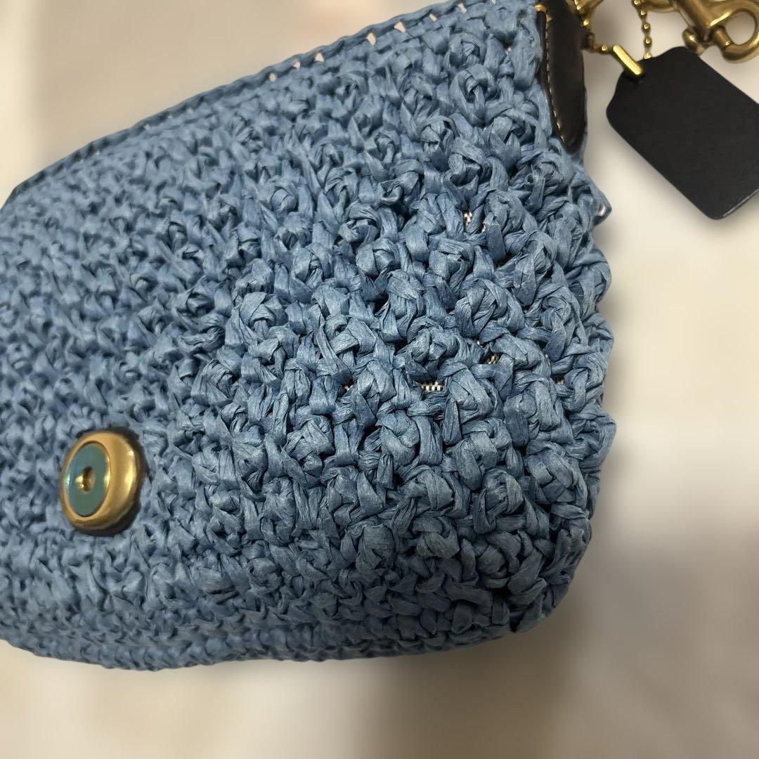 COACH チェリー柄ストロー素材ハンドバッグ