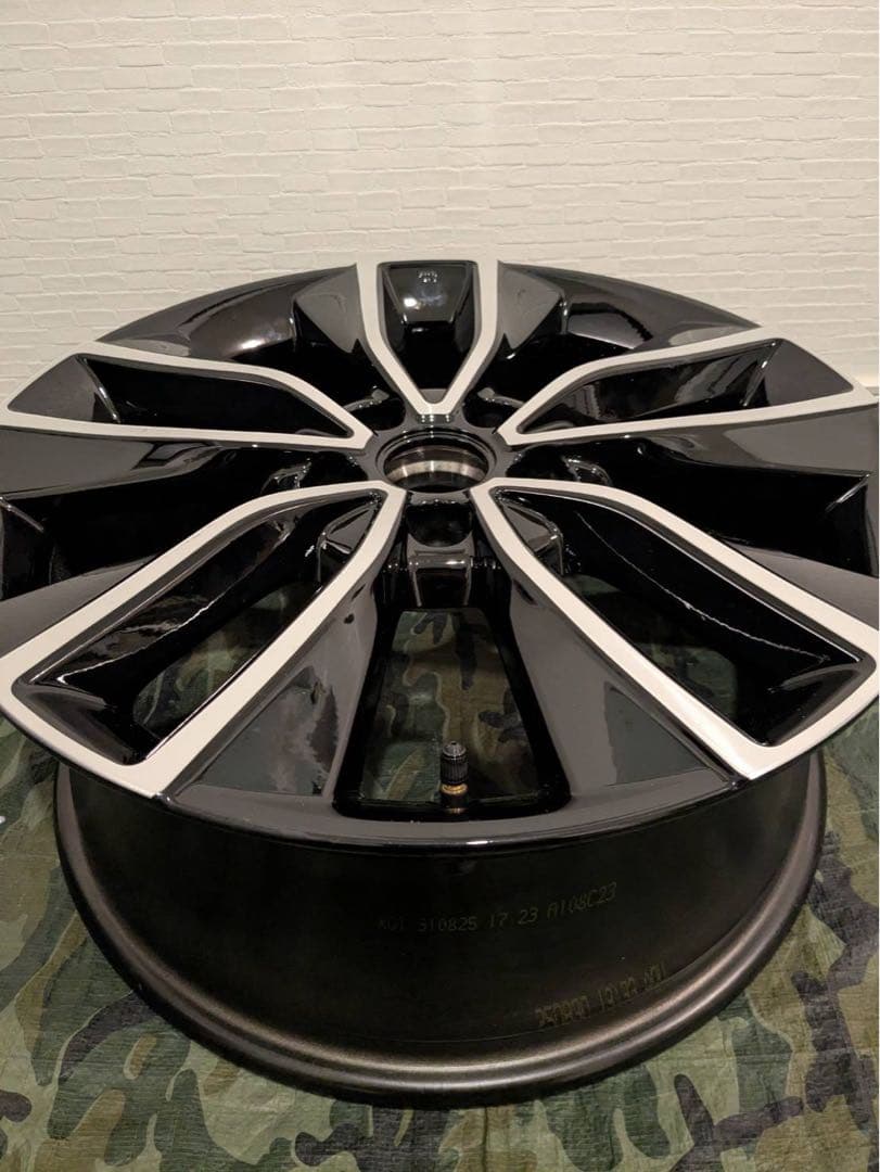 しるばホンダ RV ヴェゼル 純正 18in アルミホイール