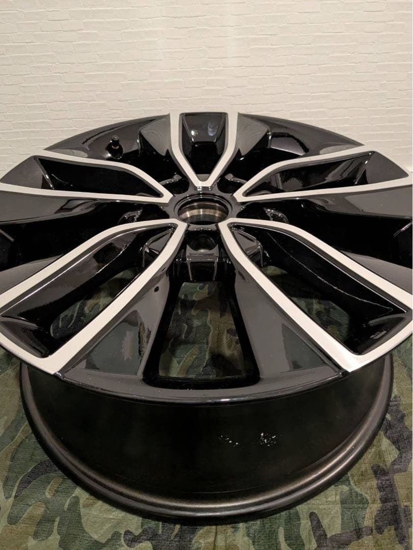 しるばホンダ RV ヴェゼル 純正 18in アルミホイール