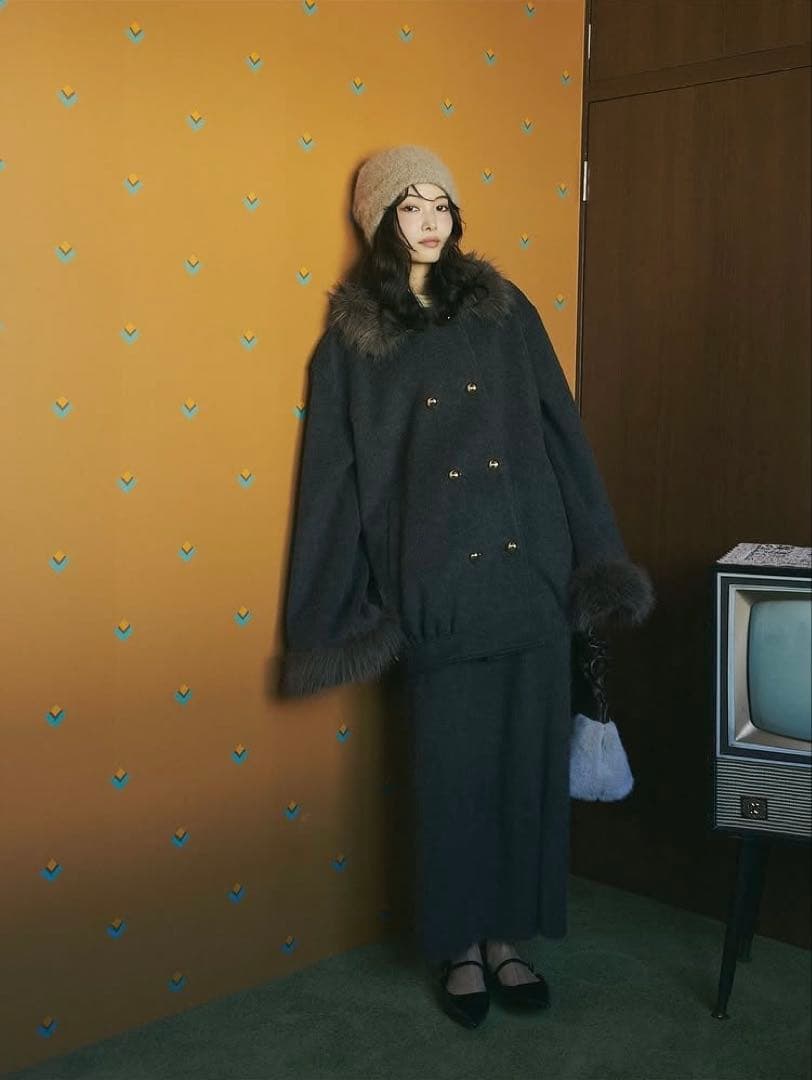 【Andequal】collar fur cocoon coat(チャコール)