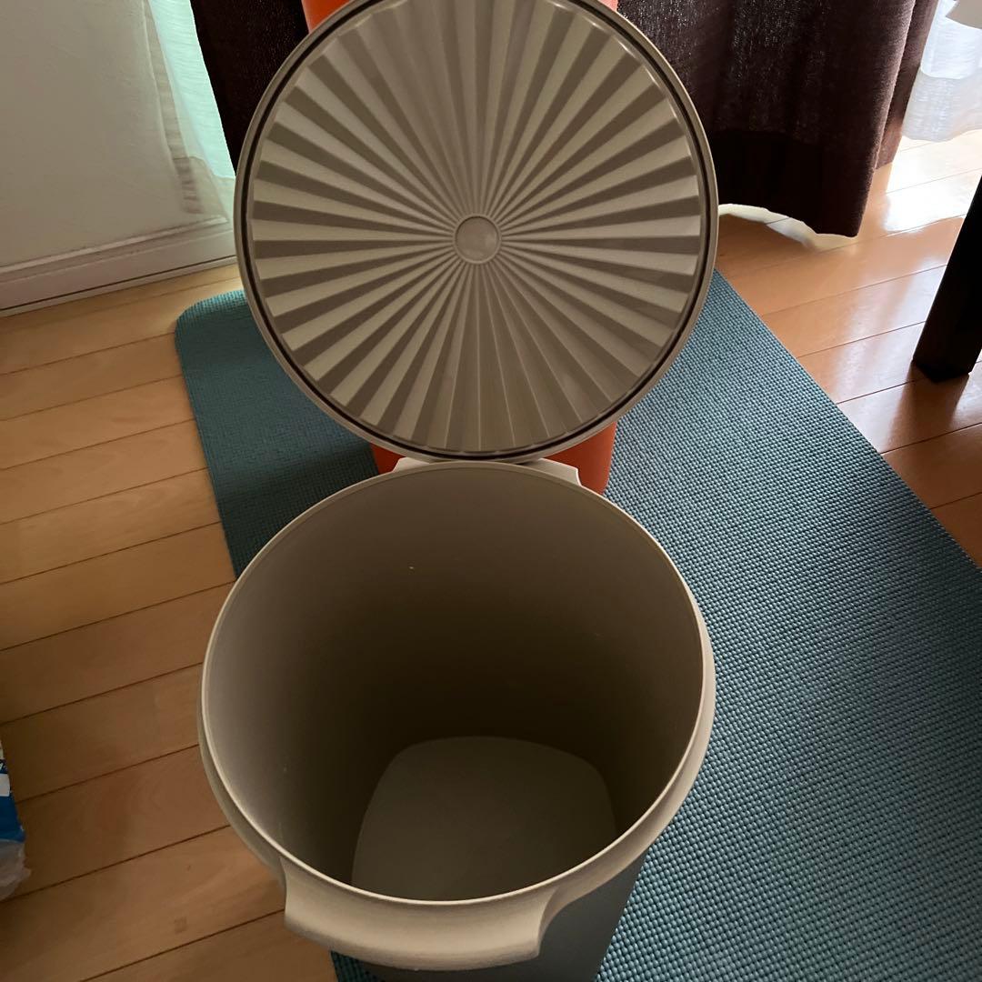 中古　タッパーウエア　マキシクイーンデコレーター