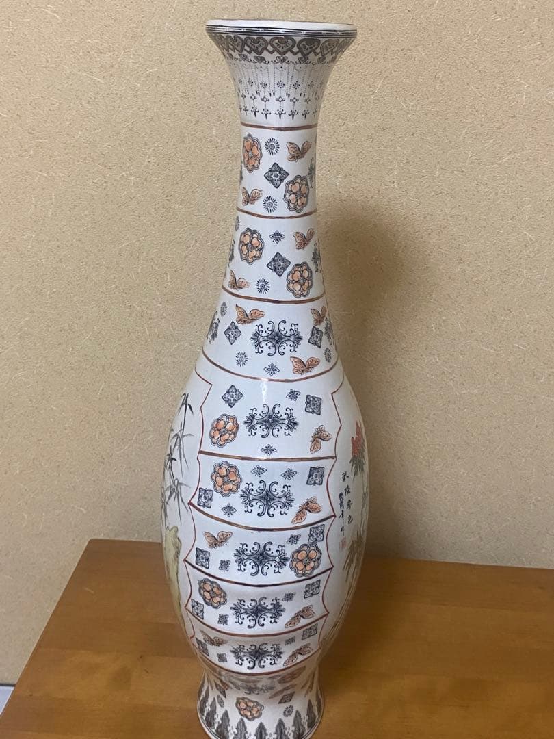 中国　景徳鎮製　薄い花瓶