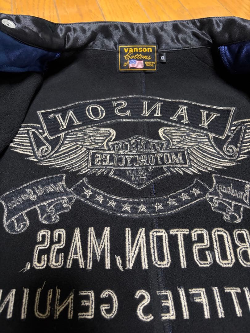 VANSON フライングエンブレム 刺繍＆ワッペン ライダース ジャケット