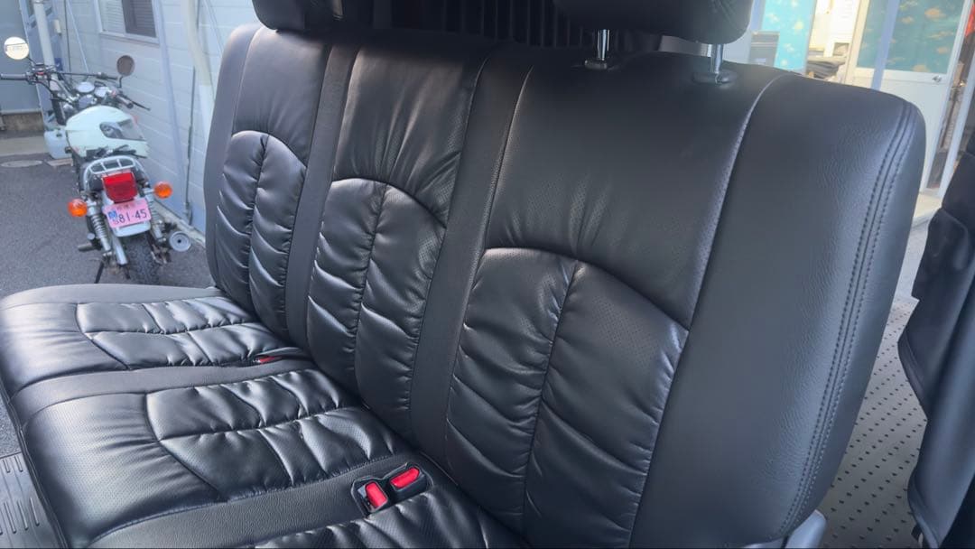 clazzioハイエースシートカバー ワイドボディ S-GL系　単品応じます