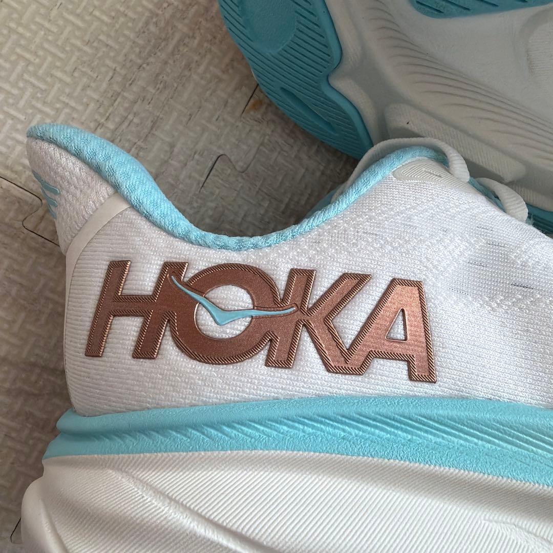 新品未使用品❤️HOKA❤️CLIFTON9 24センチ