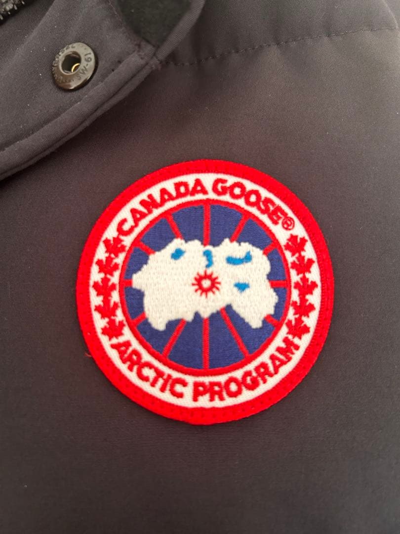カナダグース　  ダウンベスト S/P