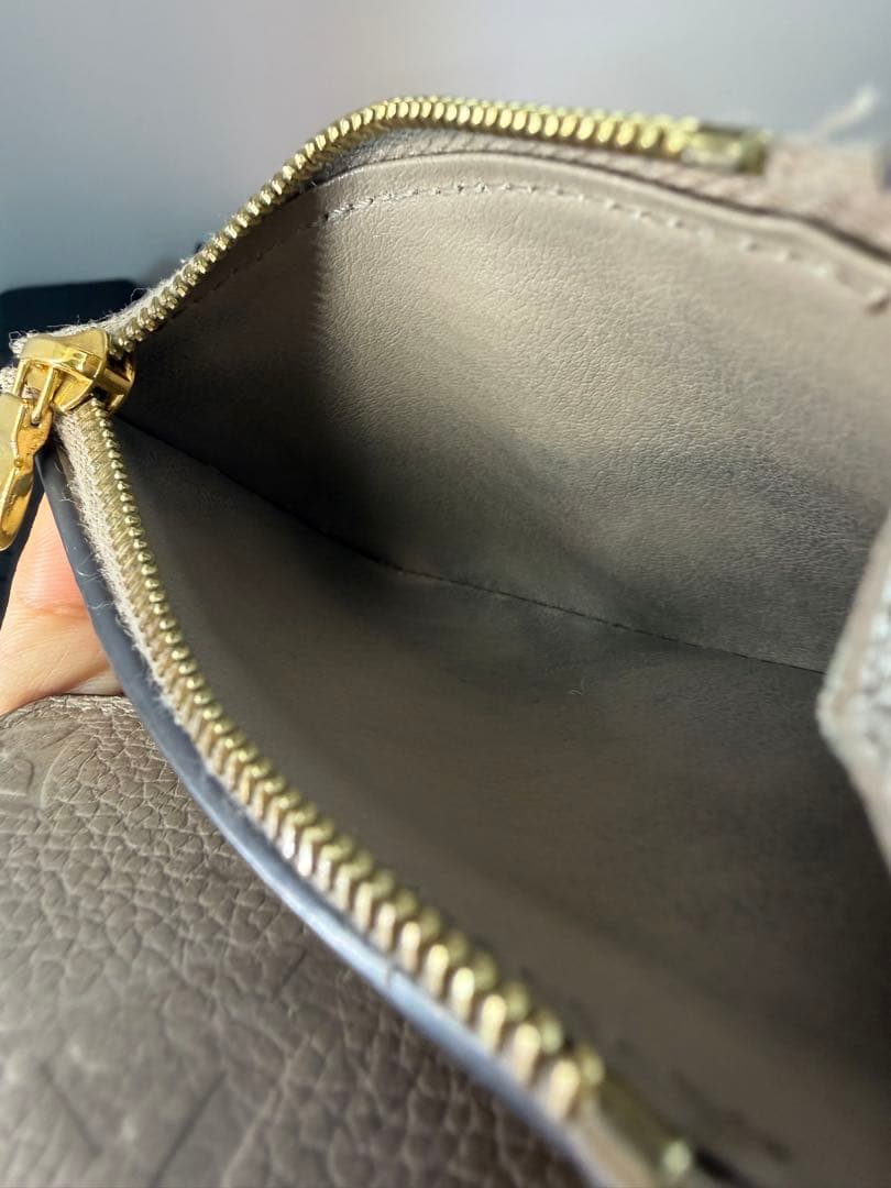 現行LOUIS VUITTON ポルトフォイユ　クレア モノグラム 折り財布