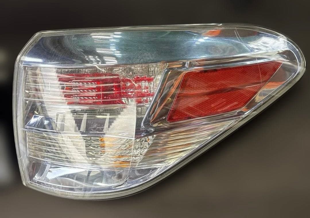 #1953 LEXUS RX450h テールランプ