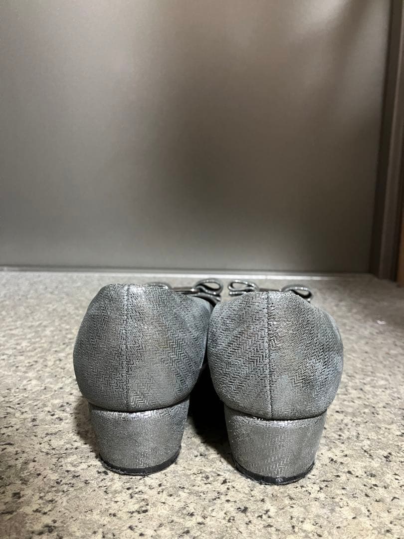 Ferragamo ヴァラ リボン 35mm パンプス