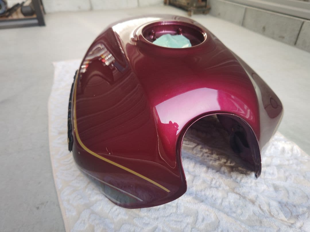 ZRX1200ダエグのガソリンタンク