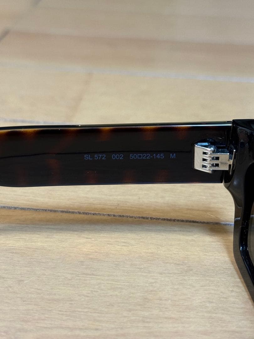 【即購入歓迎】 SAINT LAURENT サングラス