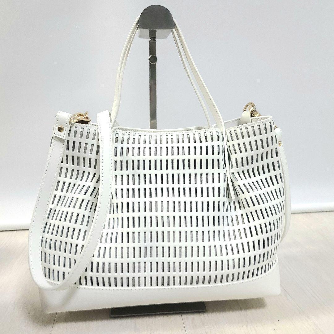 バーニーズニューヨーク トートバッグ 2way ショルダーバッグ ホワイト