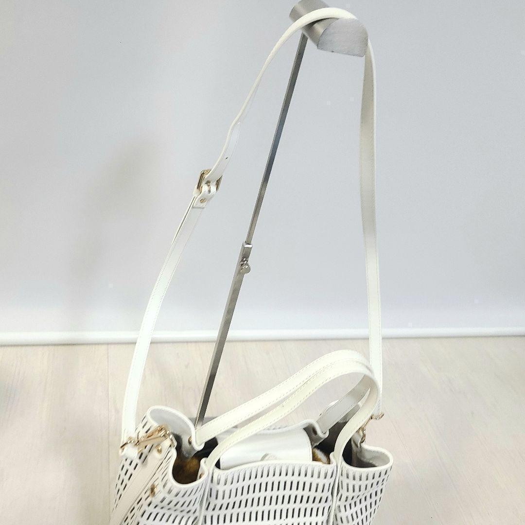 バーニーズニューヨーク トートバッグ 2way ショルダーバッグ ホワイト