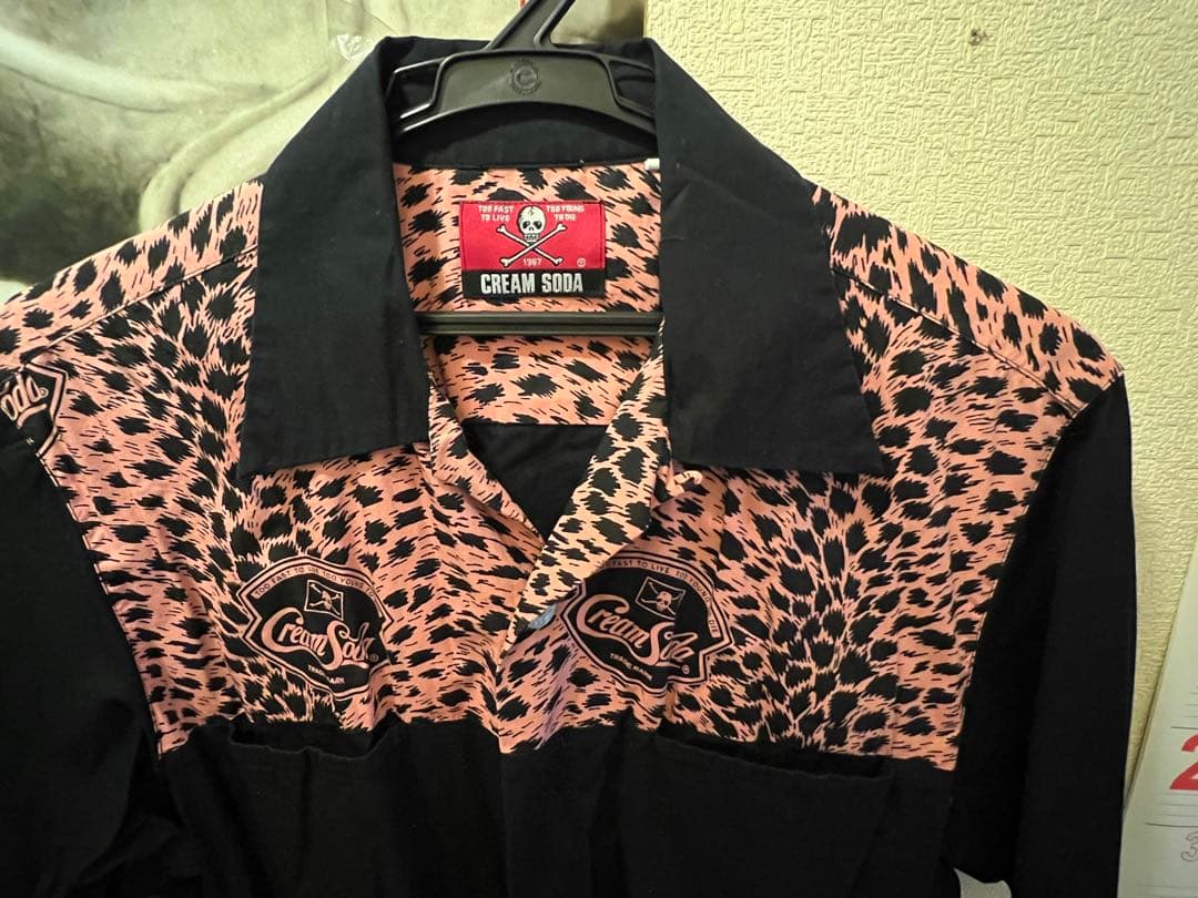 CREAM SODA ヒョウ柄 ボウリングシャツ 黒・ピンク