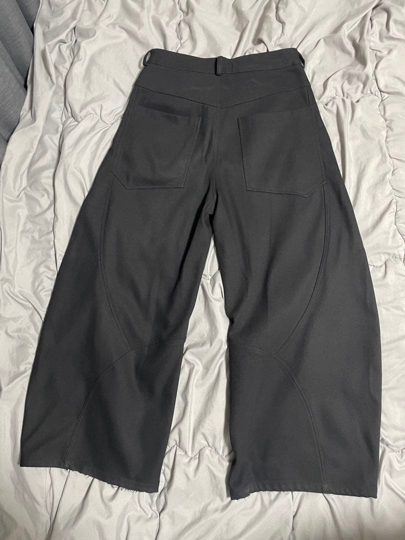 luv code xu バルーンパンツ